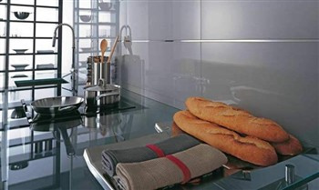 GLASS ACERO FNO Płytka ceramiczna 31.6x90 srebrna 8.7mm