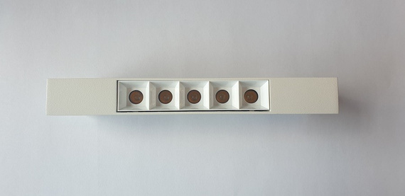 DOTS Oprawa magnetyczna biała