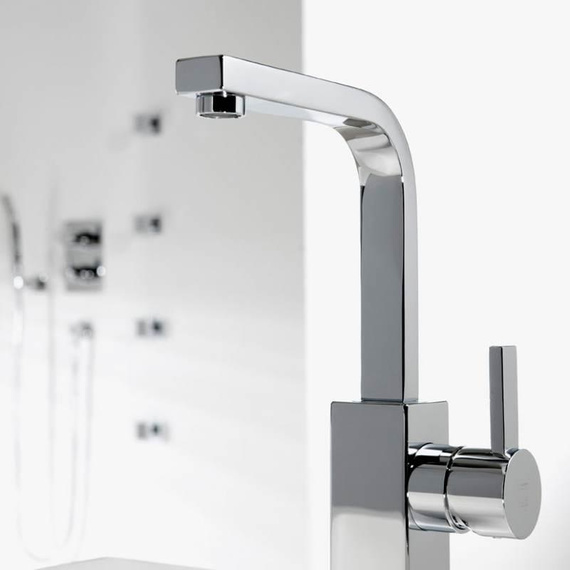 SERIA 120 Bateria umywalkowa stojąca chrom