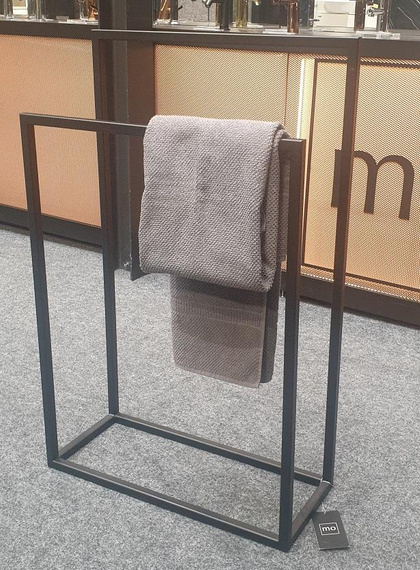 VERONDA UNO Wolnostojący wieszak na ręczniki 25x60x95 cm czarny mat