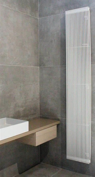 FAT VERTICAL Grzejnik pionowy 64.6x185 cm biały połysk 2278W