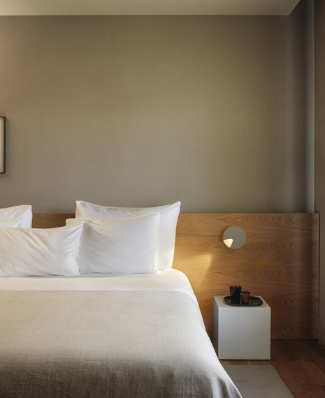 DOTS 4660 Kinkiet 2700K w kolorze drewna orzechowego