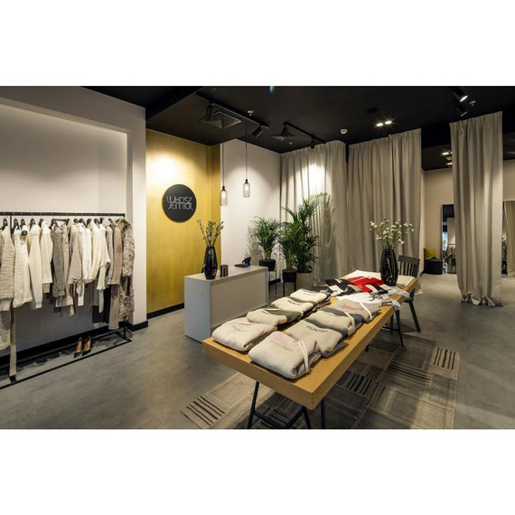 TRACKER XL oprawa do szynoprzewodu czarna